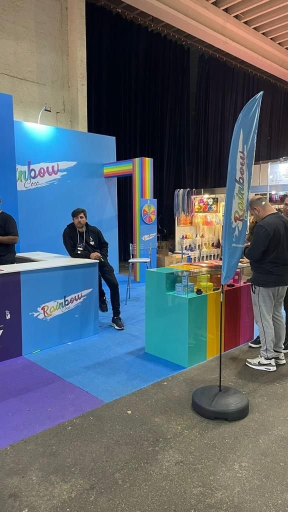 ASIA STANDS INDUSTRIA E COMERCIO DE STANDS E DISPLAYS LTDA Curitiba 5