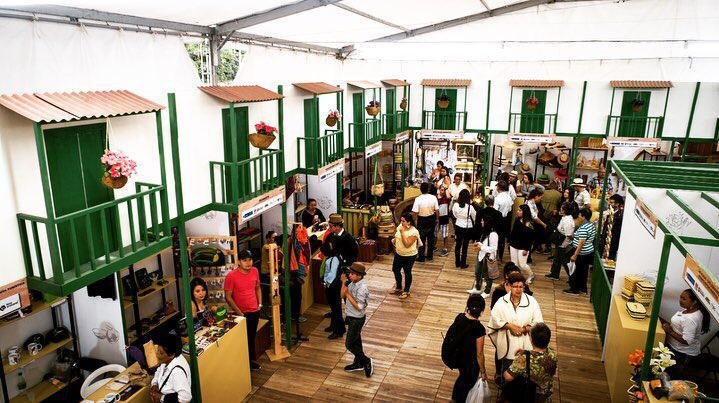 Agencias Mass Medios Manizales 2