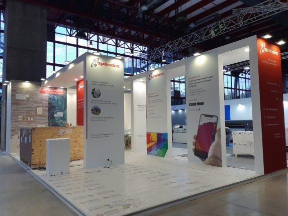 Angle Exhibits Sant Boi 3