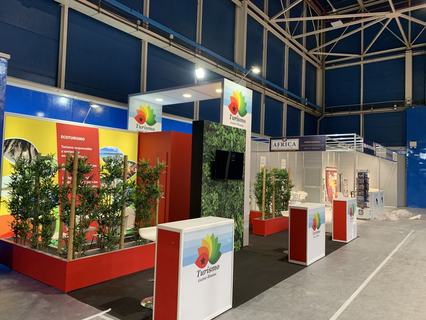 Bees Banding Events Exhibitions LDA 1