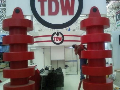 KM Cenografia e Marcenaria LTDA 4 KM Cenografia e Marcenaria LTDA Rio de Janeiro 3