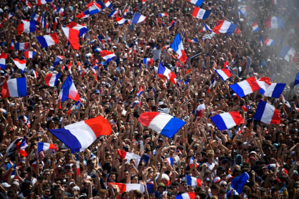 Paris Drapeaux © Paris 5