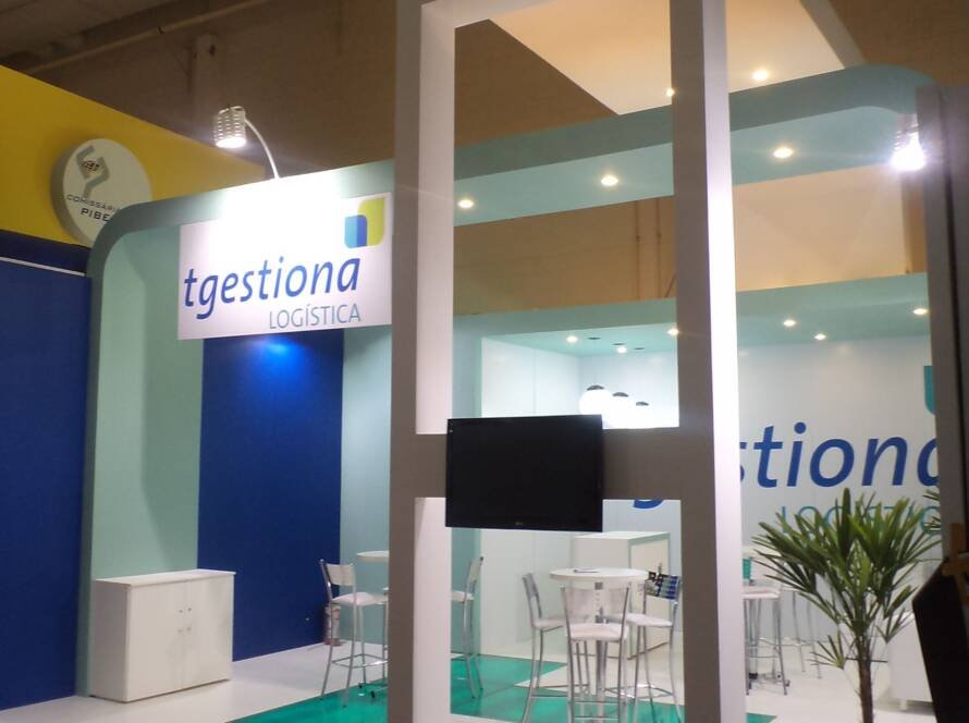 Polimídia Comunicação Visual e Estandes